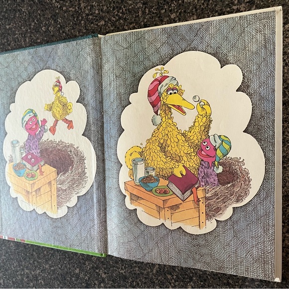 Vintage 1970’s Sesame Street Story Books | Set of 2 - Picture 8 of 13
